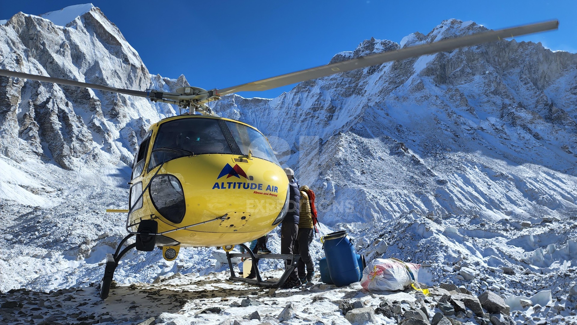 MOUNT EVEREST EXPEDITION SOUTH