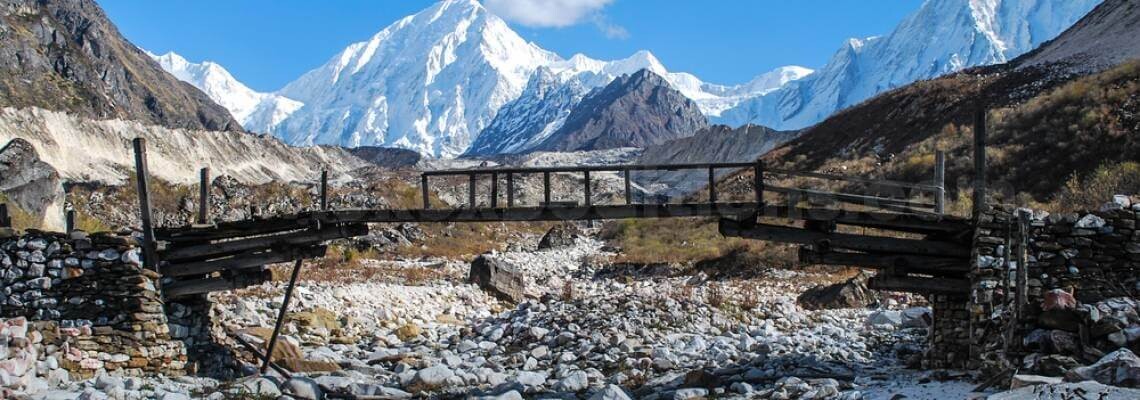 MANASLU ROUND TREK (LARKEY LA PASS)